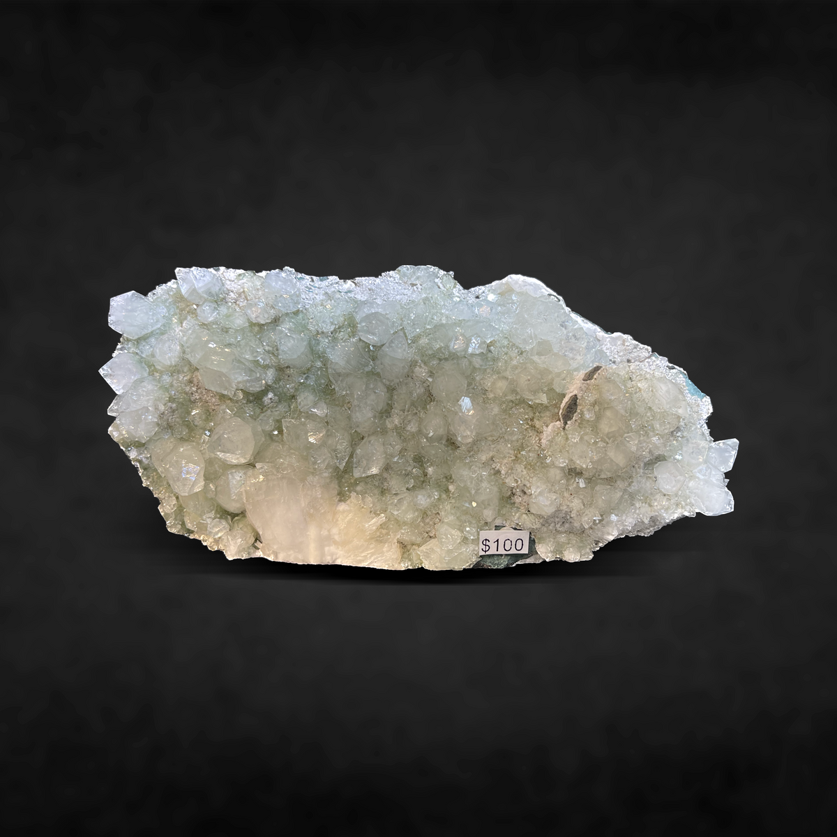 LIGHT GREEN APOPHYLLITE